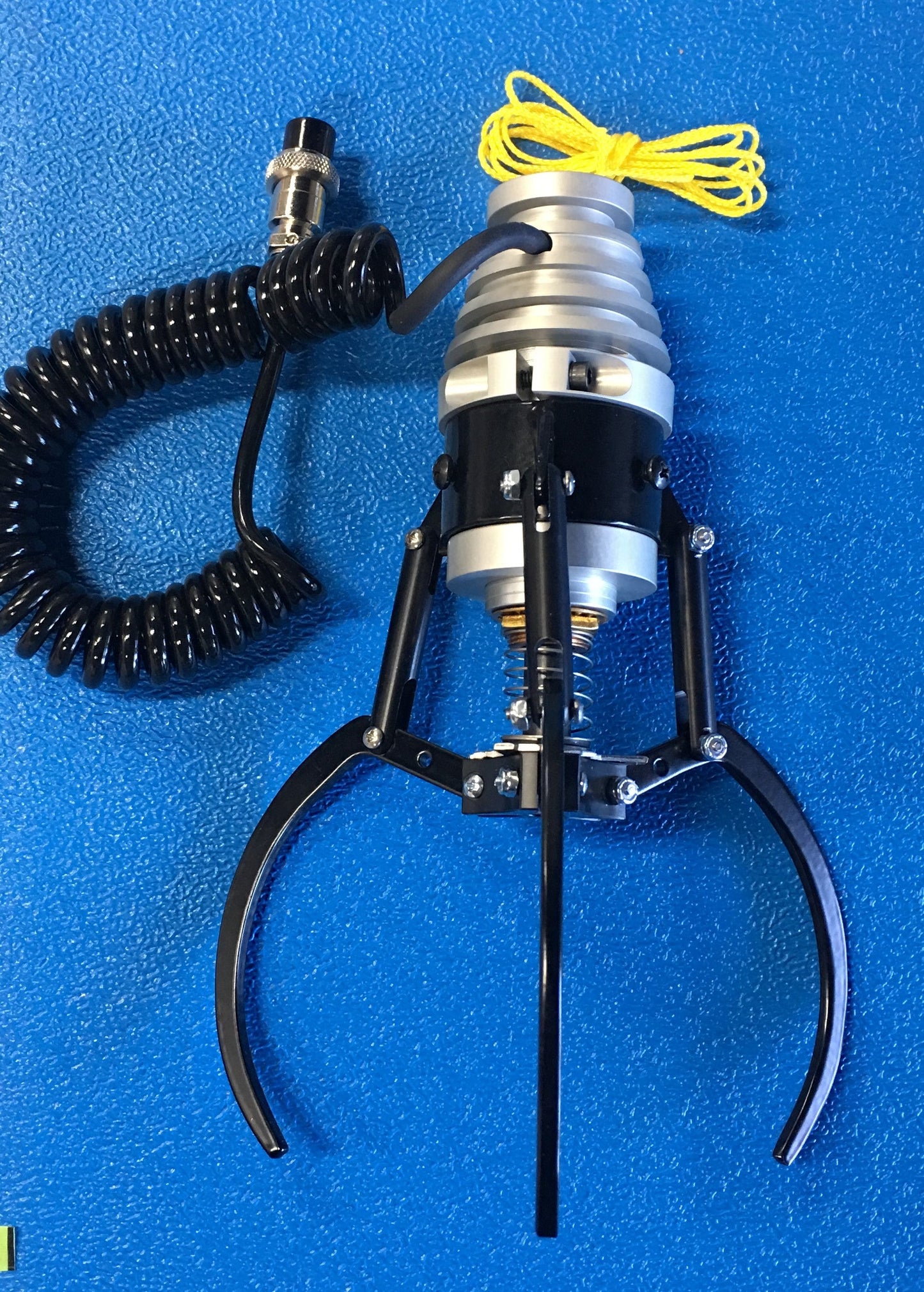 ASY (CLAW TINY W/ SOLENOID) [GG1078EX] for ICE game(s)