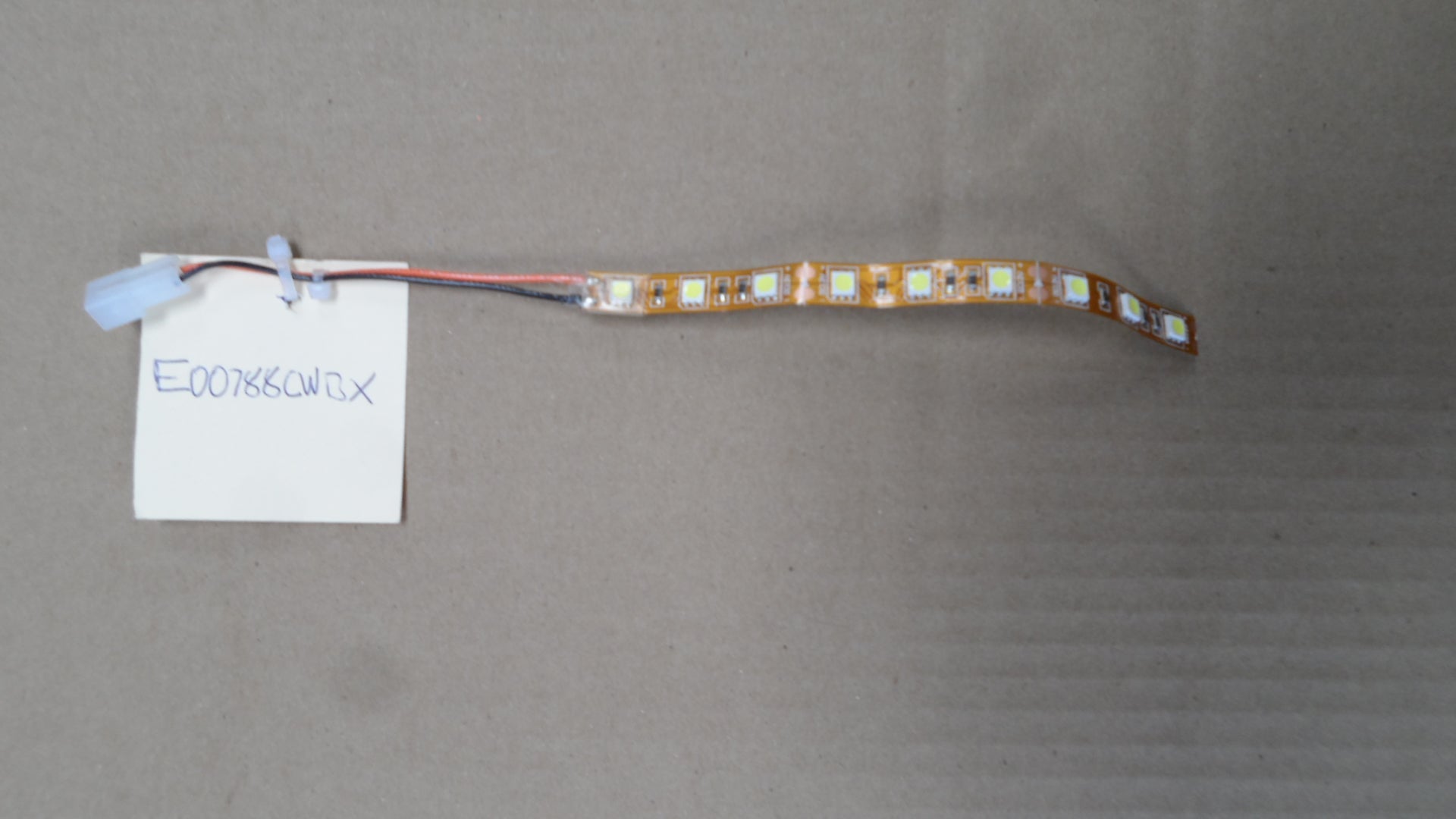 ASY (LED STRIP LARGE WHITE 3 CUTS) [E00788CWBX] for ICE game(s)