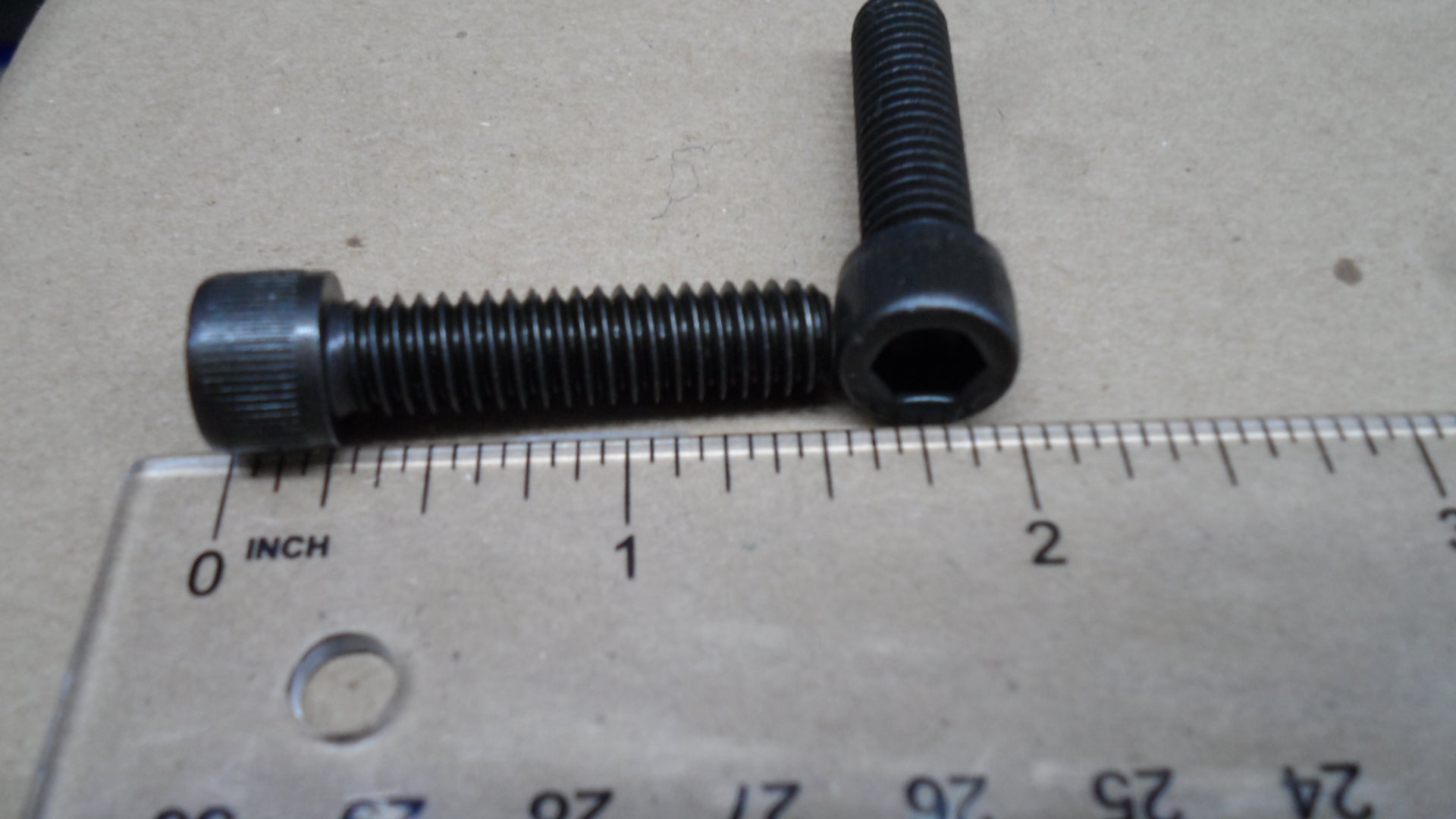 BOLT 5/16-18 X 1-1/4 SHCS (/ALLEN) [AA6018] for ICE game(s)