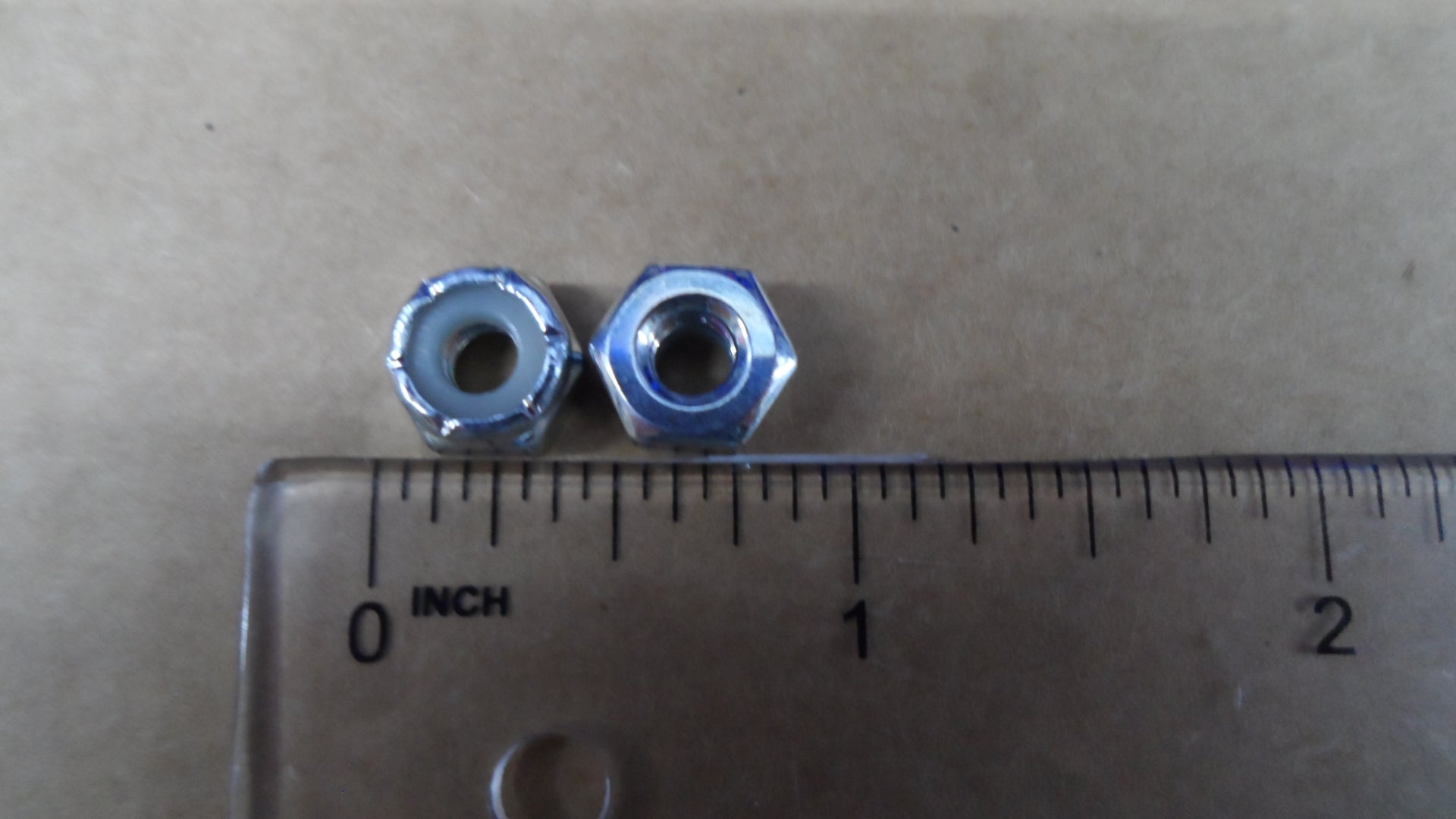 NUT 10-24 NYLOCK [AA6086] for ICE game(s)