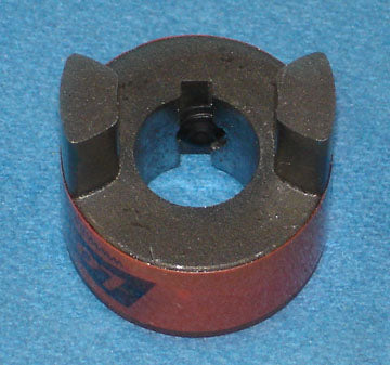 COUPLING HUB  1/2" BORE  1 5/64" OD [CB1273] for ICE game(s)